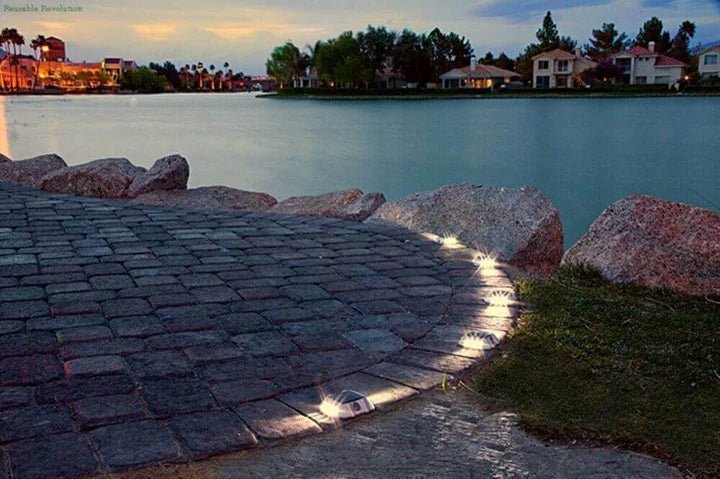 NovusTech Solar Road Stud Light – 6 LED - Image 8